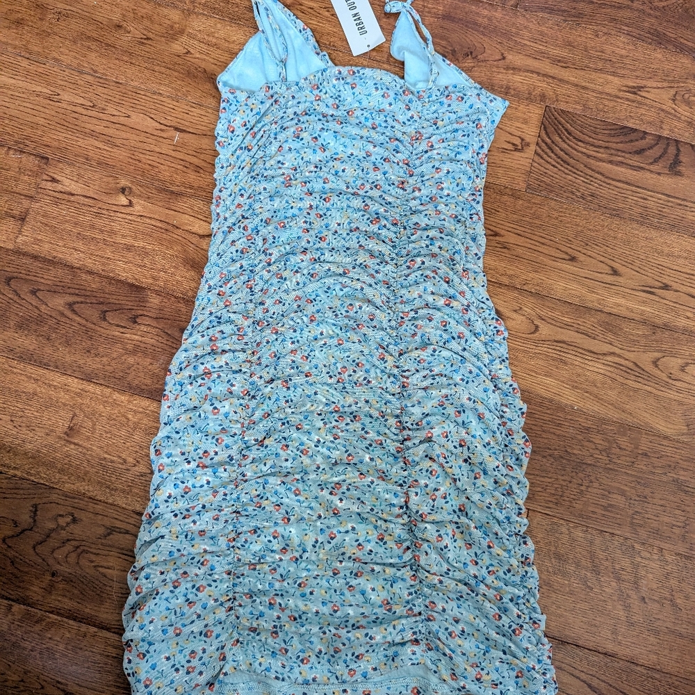 Urban Outfitters Blue Ditsy Floral Ruched Bodycon Dress Size Small NWT - Picture 5 of 6